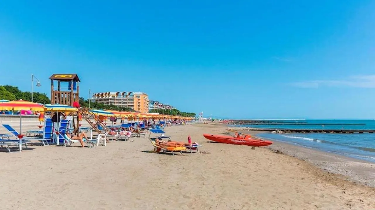 Spacious Apartment Just 200M From The Sea Porto Santa Margherita di Caorle