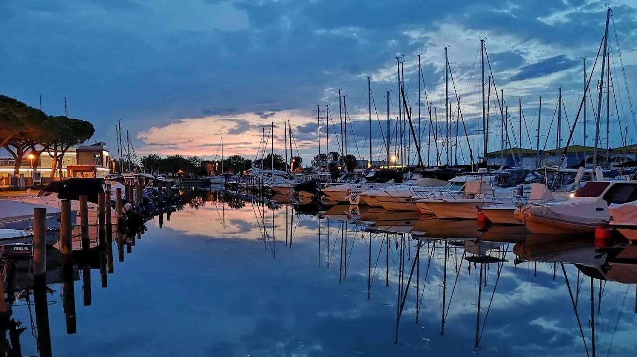 Spacious Apartment Just 200M From The Sea Porto Santa Margherita di Caorle 0*,
