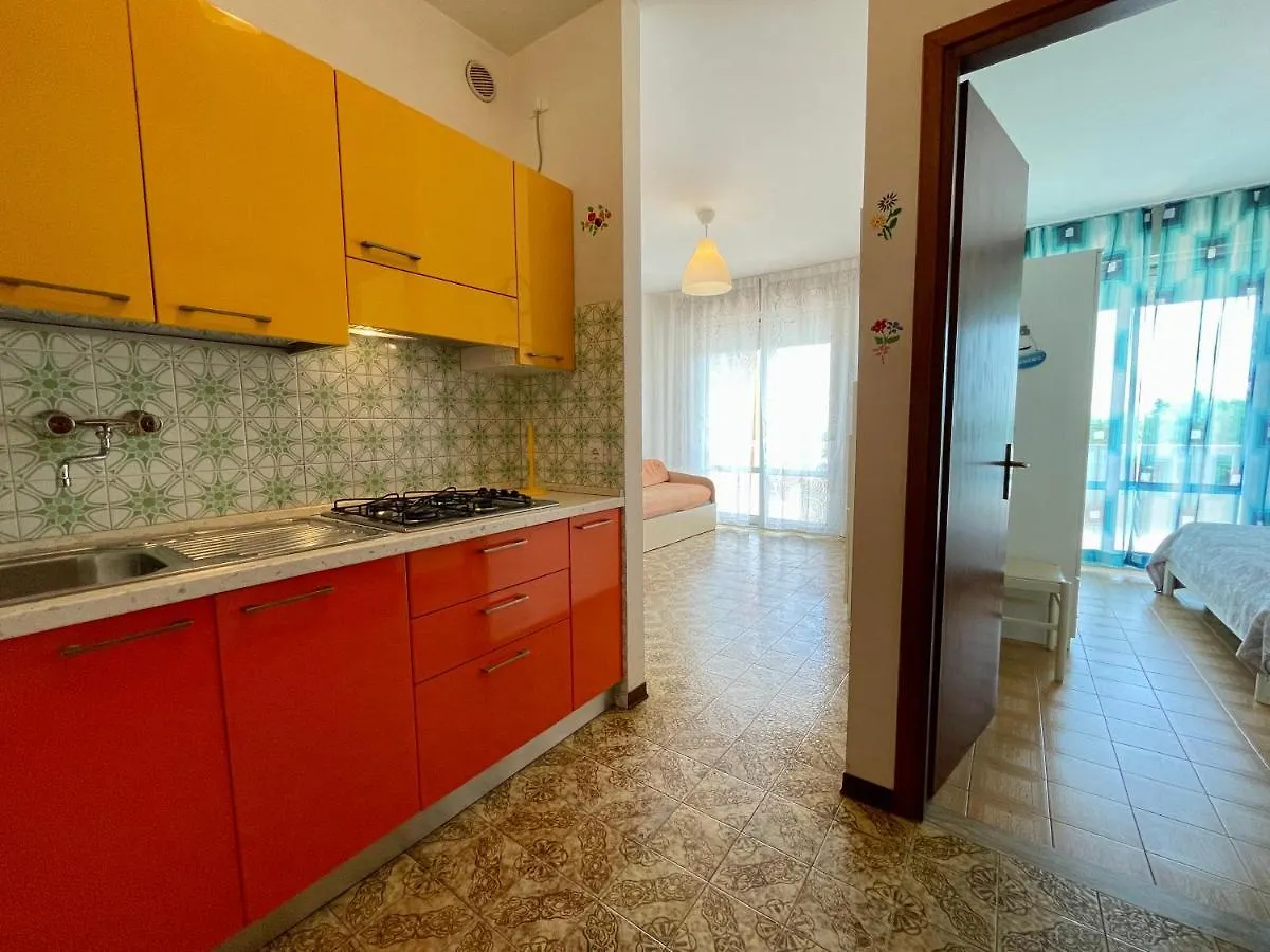 Spacious Apartment Just 200M From The Sea Porto Santa Margherita di Caorle Italy